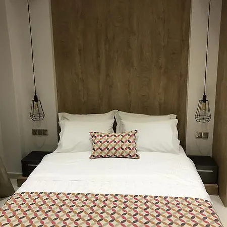 B. U. Luxury アパート アスプロヴァルタ