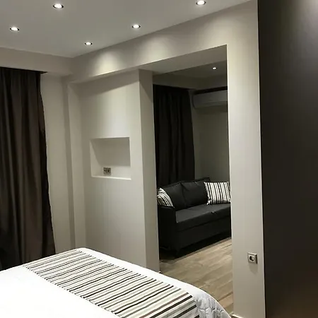 B. U. Luxury أسبروبالتا