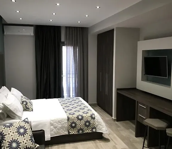 B. U. Luxury Apartamento *