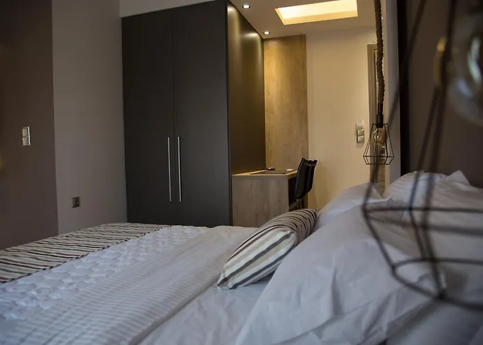 B. U. Luxury Asprovalta